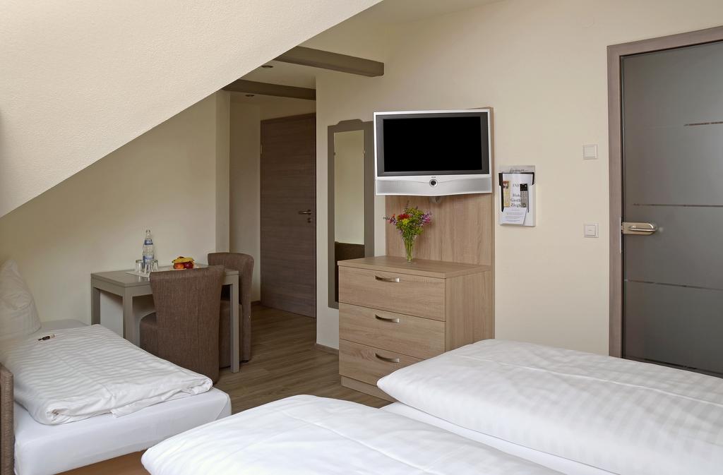 Gasthof Ziegler Hotel & Restaurant Ліндау Номер фото